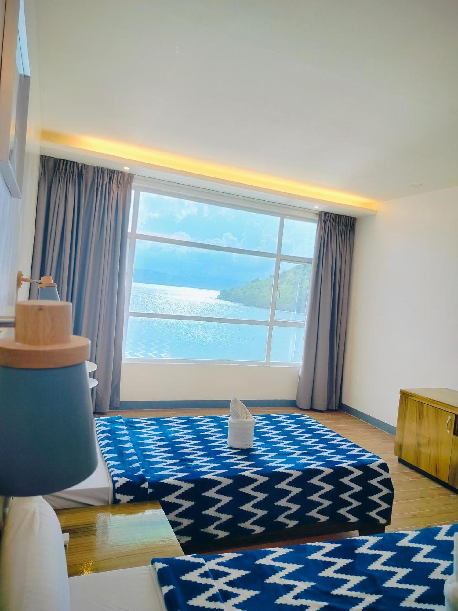 Coron Underwater Garden Resort Exterior foto