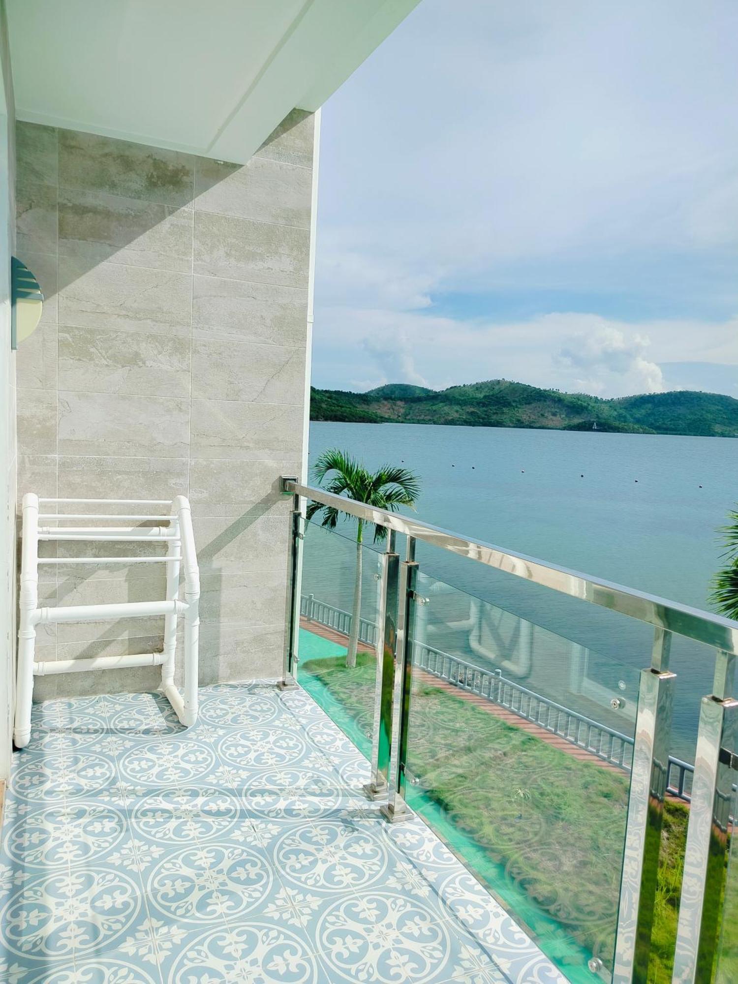Coron Underwater Garden Resort Exterior foto